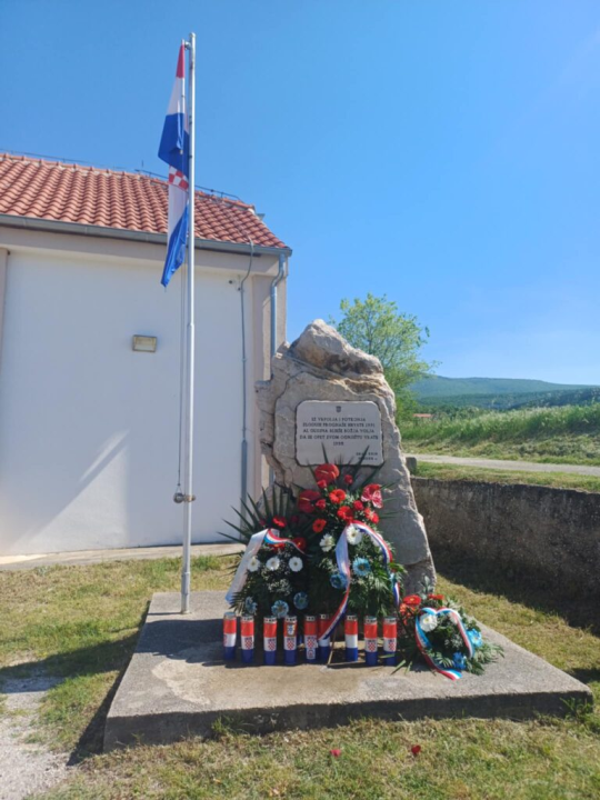 U Kninu obilježena 34. obljetnica napada na sela Potkonje i Vrpolje