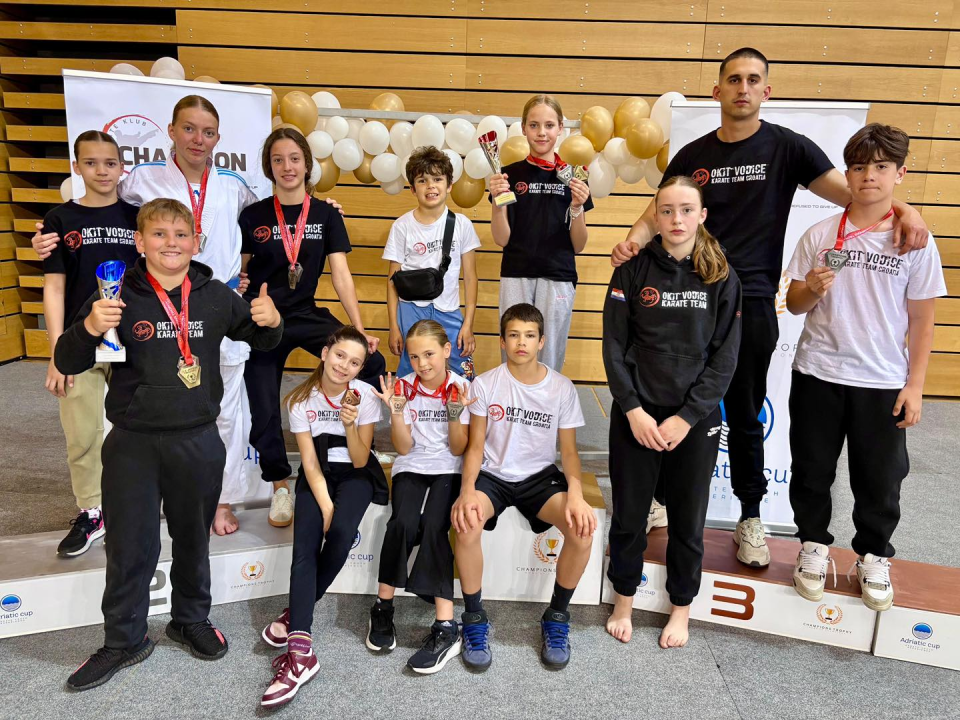 Karate klub Okit niže uspjehe: Tri zlatne, pet srebrnih i četiri brončane medalje