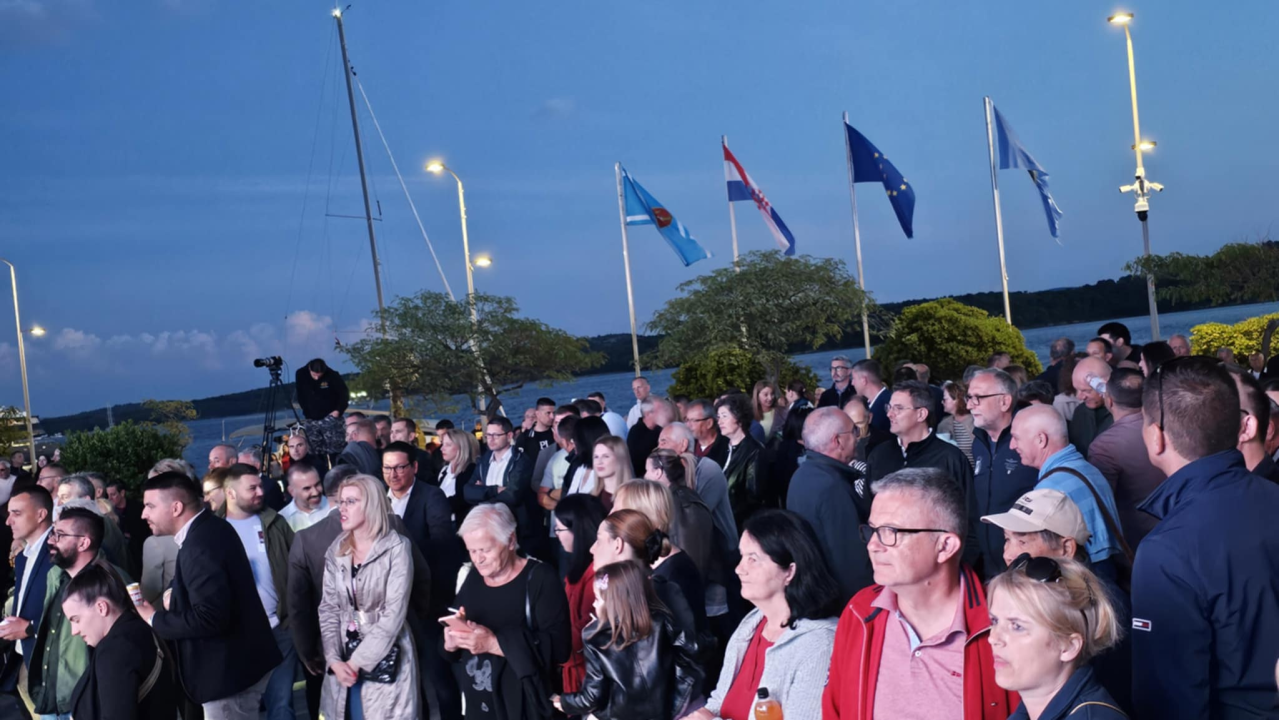 HDZ Šibensko-kninske županije proslavio 35. obljetnicu: Finale slavlja uz šibenski koncert 'Četiri Tenora' 
