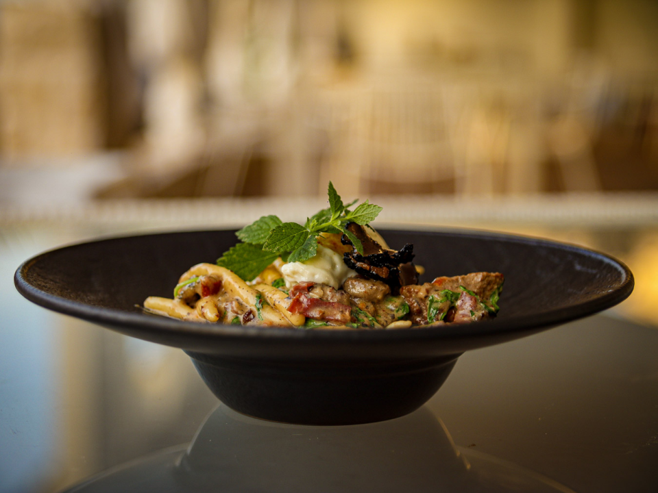 FOTO Shark Beach Club otvara svoja vrata – Novi sjaj na obali u Žaboriću 