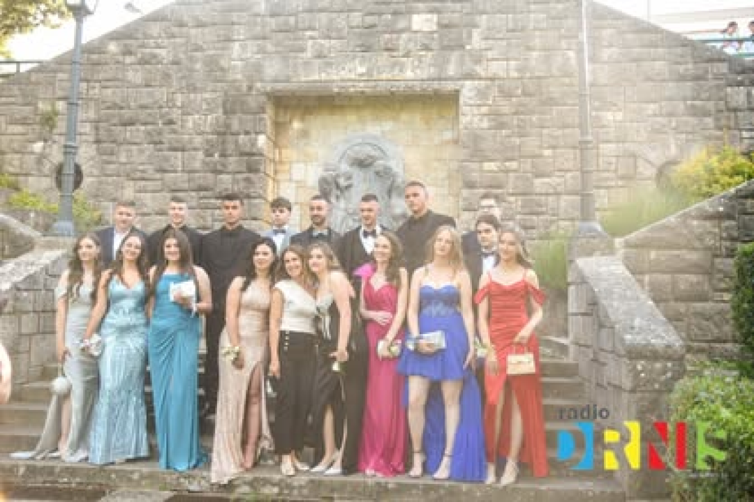 Maturalna večer u Drnišu