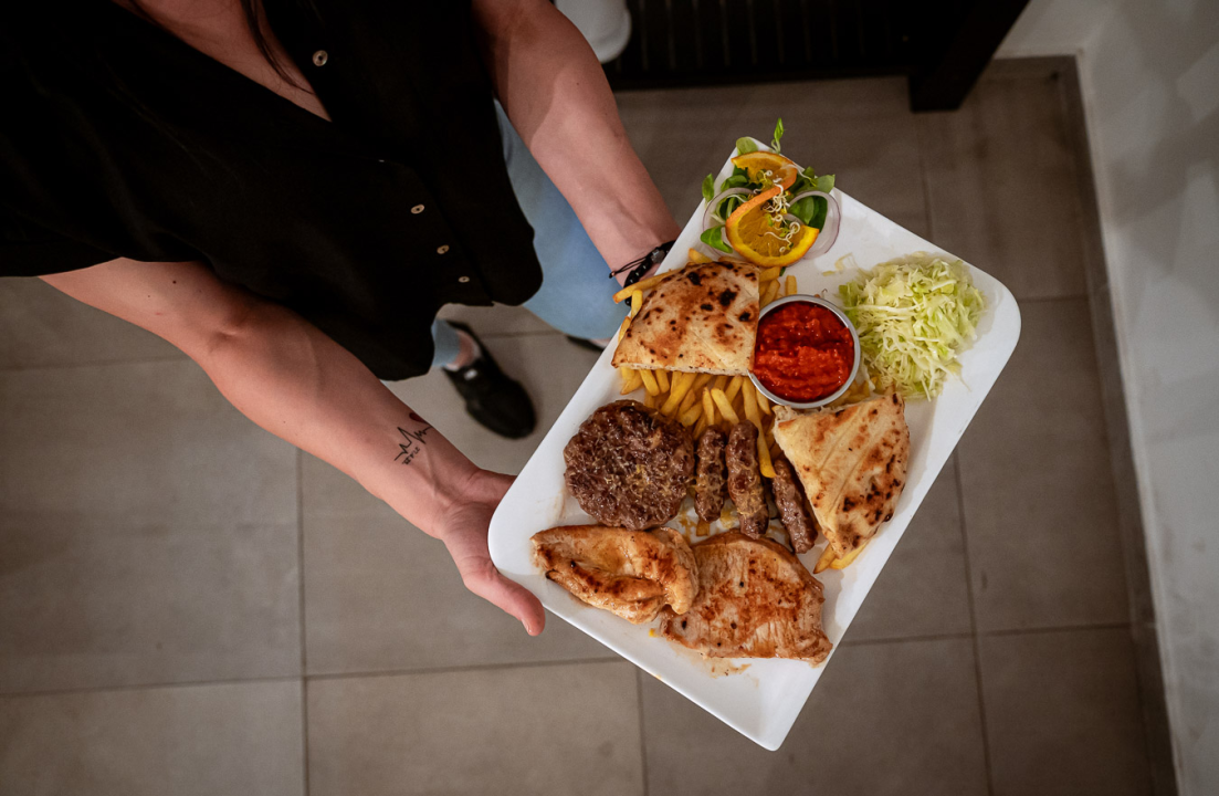 FOTO Uživajte u okusu domaće kuhinje uz gotova jela restorana Mačak!