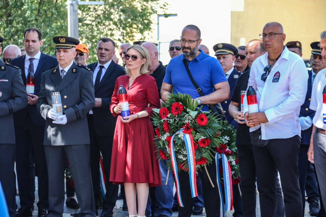 Položeni vijenci na Baldekinu povodom 34. obljetnice osnutka slavne 113. brigade HV