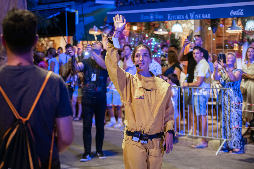 FOTO Nebo, zemlja i more spojili se na zatvaranju MDF-a, predstava neke oduševila, drugi tvrde da je primjerenija za Burning Man