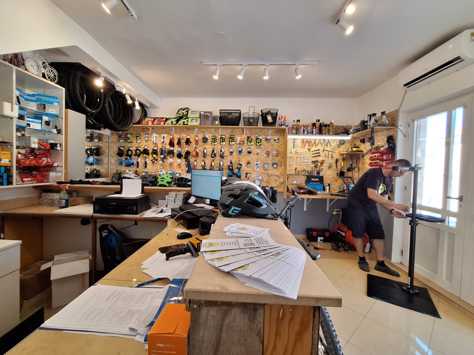 Otvoren je Jop Bike Centar: Servis, trgovina i pomoć na cesti za bicikliste