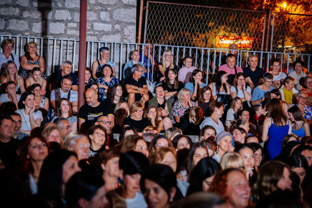 Svečano otvoren GOODfest u Drnišu: Kazalište, glazba i kultura ponovno u središtu grada