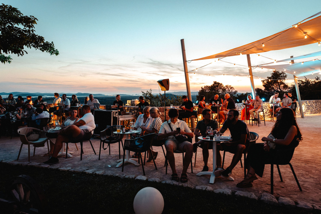 Leb i sol na Tvrđavi Barone