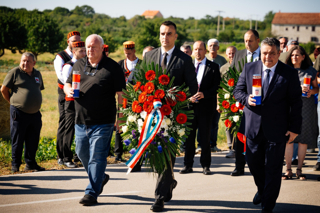 Svečano obilježen Spomendan na poginule branitelje i 142. obljetnica Općine Promina 