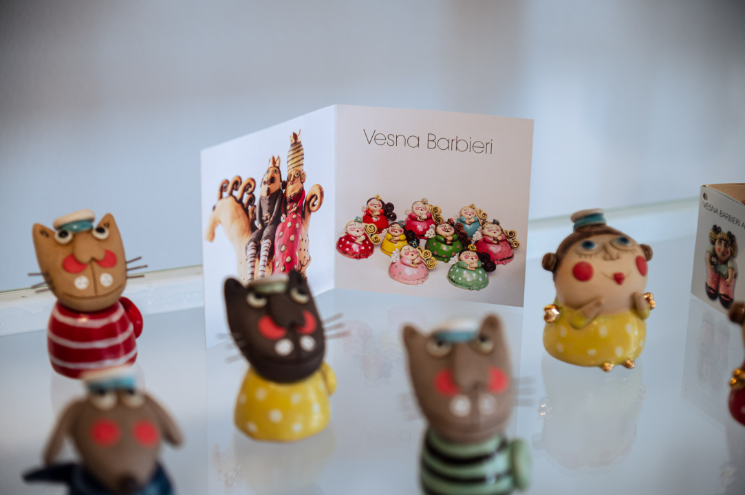 Uronite u svijet mode i umjetnosti u Galeriji Juraj Dalmatinac