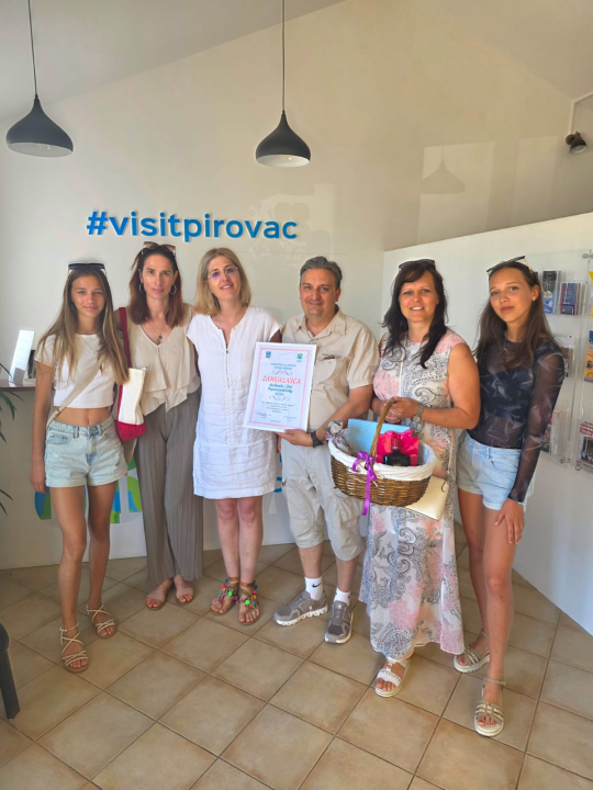 Lijepa praksa zahvalnosti: TZ Općine Pirovac nagradila još jednu obitelj
