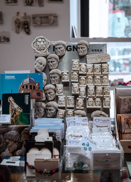 FOTO Izaberite savršen poklon u staroj gradskoj jezgri!