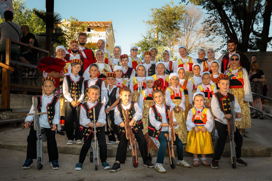 Održane 58. magareće trke u Tribunju