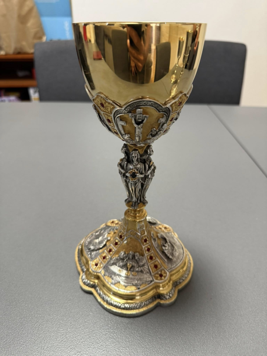 Župa Tribunj ima novi kalež