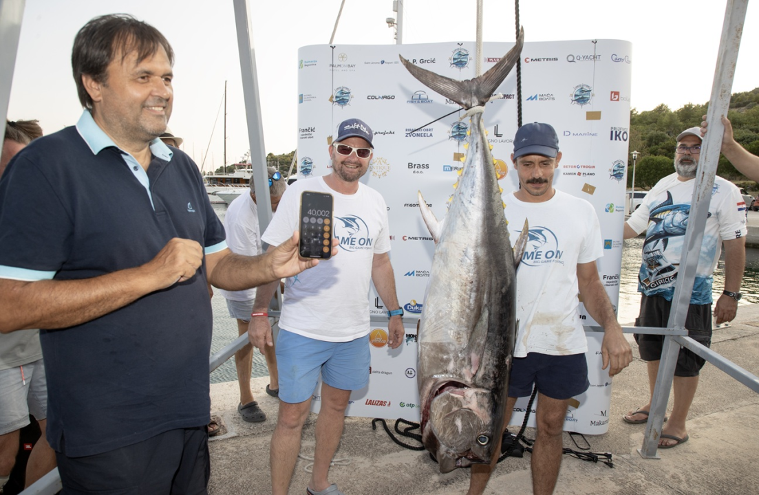 FOTO Lov na velike trofejne ribe u Rogoznici: Tune grizu, vode Kaštelani