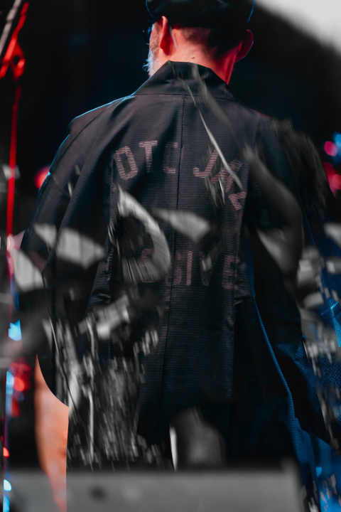 Kyoto Jazz Massive u proširenom sastavu oduševio publiku na tvrđavi sv. Mihovila  