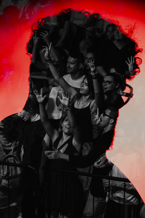 Kyoto Jazz Massive u proširenom sastavu oduševio publiku na tvrđavi sv. Mihovila  