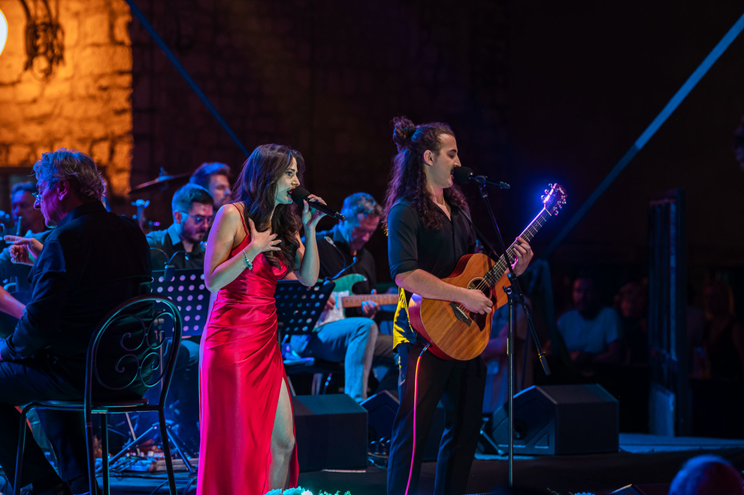 FOTO Đani Stipaničev i klapa Preženca trijumfirali na 28. Dalmatinskoj šansoni