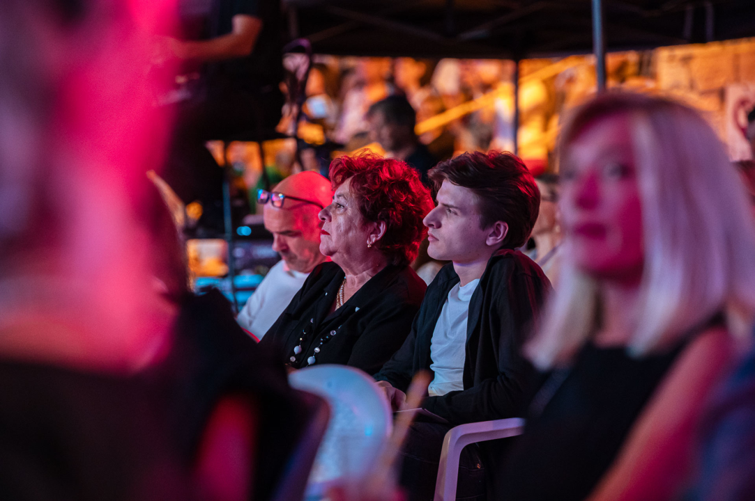 FOTO Đani Stipaničev i klapa Preženca trijumfirali na 28. Dalmatinskoj šansoni