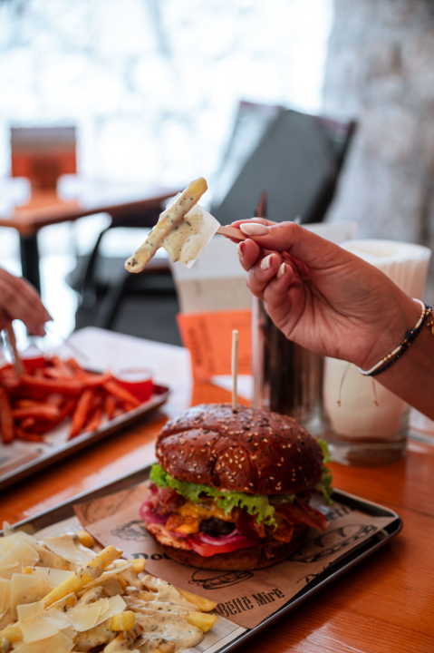 Ručak u srcu Šibenika: Četiri restorana koja vrijedi posjetiti!