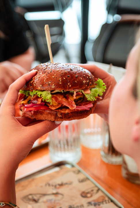 Ručak u srcu Šibenika: Četiri restorana koja vrijedi posjetiti!