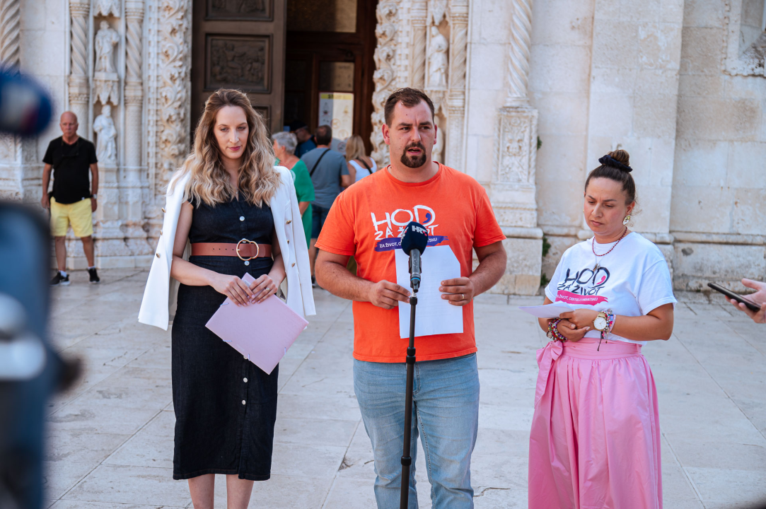FOTO U Šibeniku će se prvi put hodati za život: 'Poruka da pobačajem žena sebe emancipira je izmišljotina i manipulacija'
