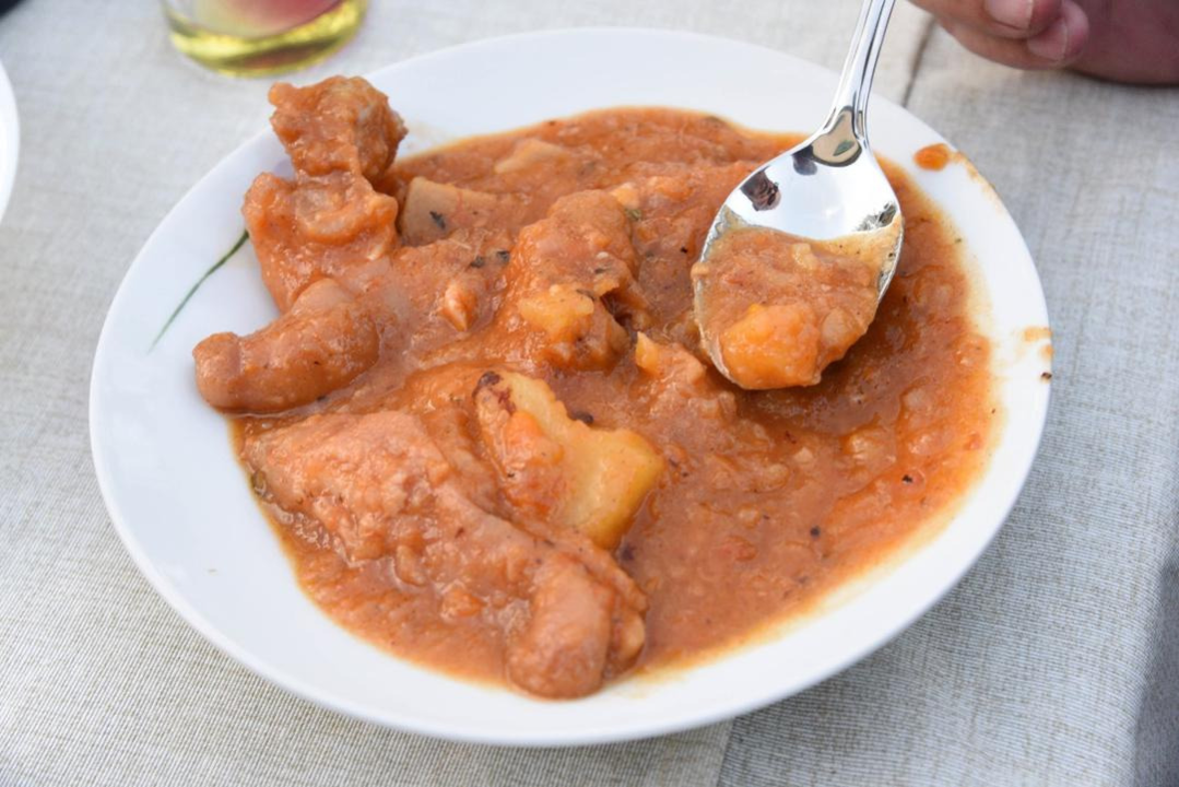 Ušice i nožice u drniškom gurmanskom raju