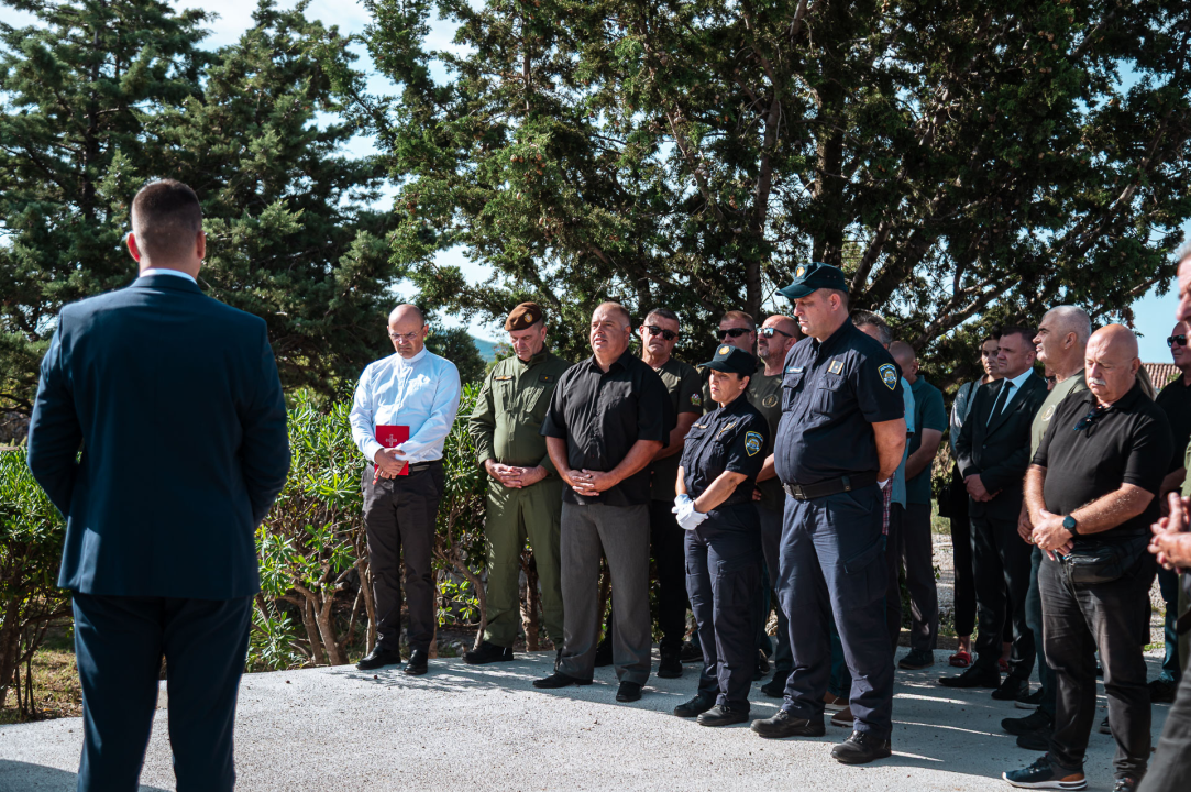 Na šibenskom mostu odana počast Marinku Kardumu