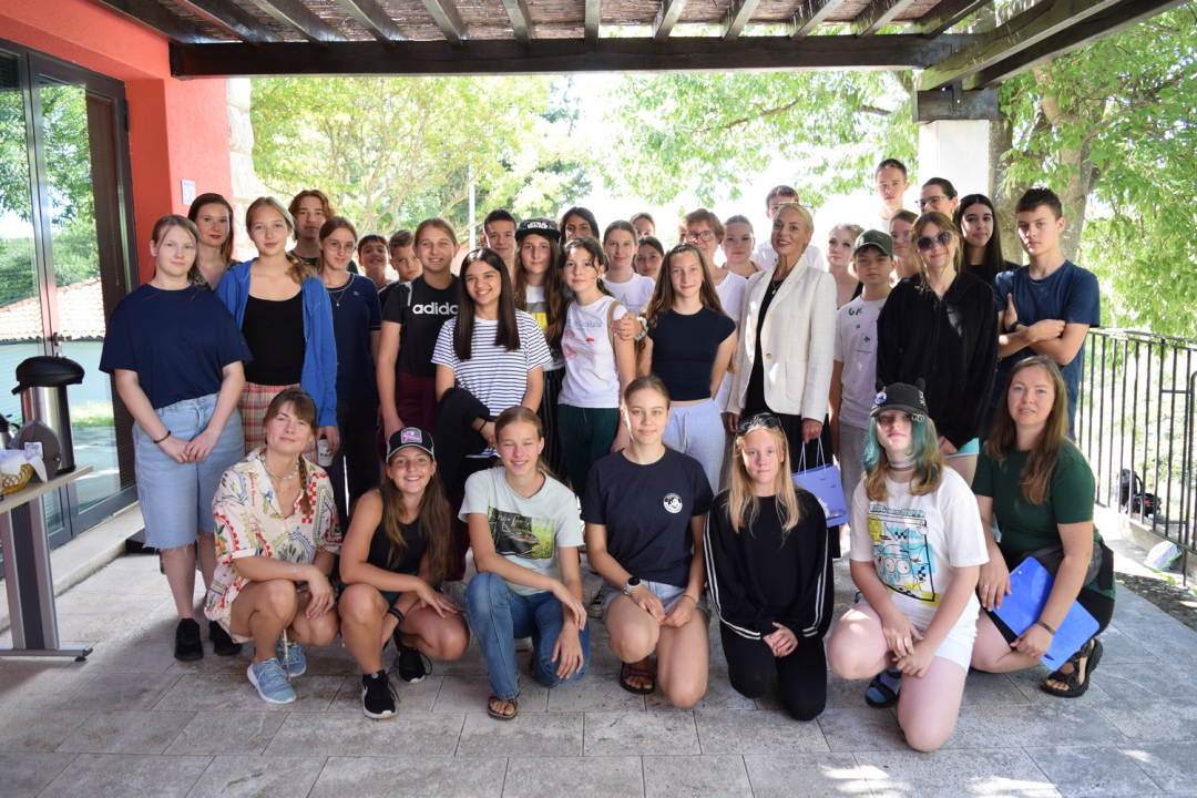 Četrdeset mladih čuvara prirode predano je istraživalo vrijednosti NP 'Krka'