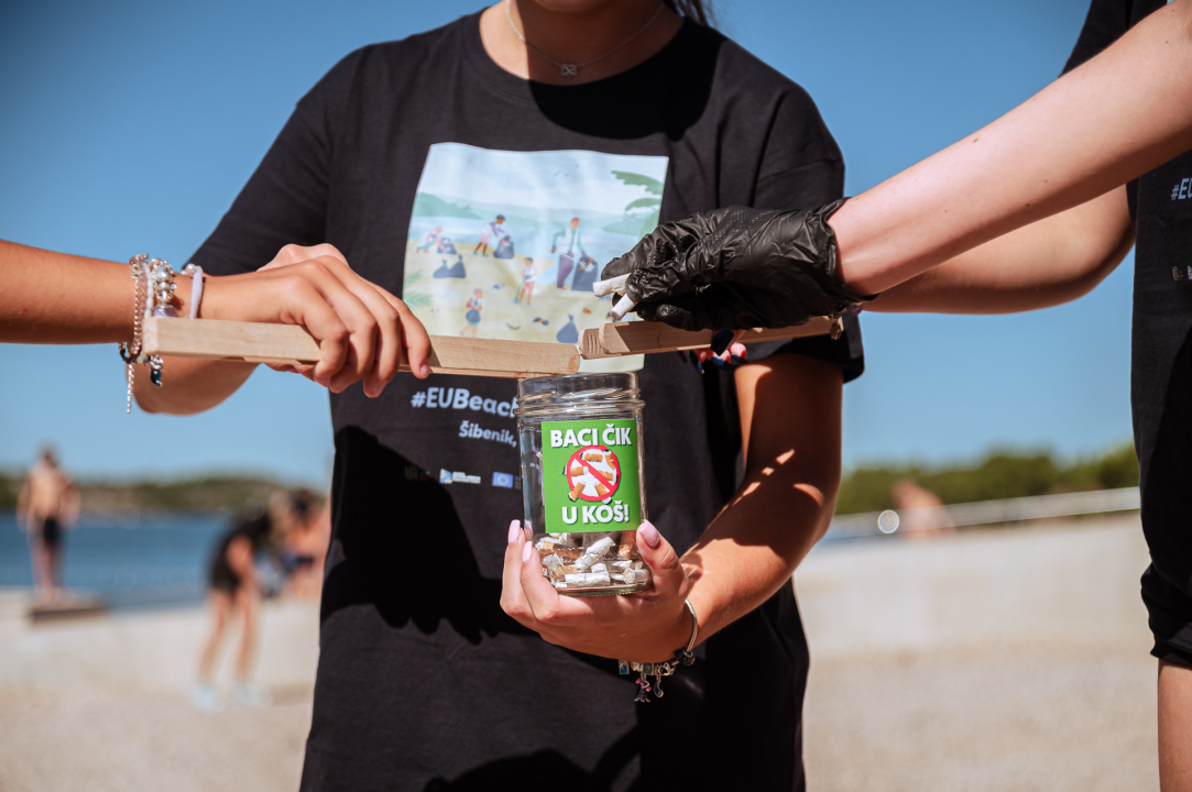 FOTO Šibenik danas pokazao svoje zeleno srce: Održana akcija EU Beach Cleanup 2025.