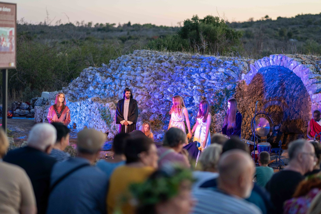 Mirisi, zvukovi i vatra antike: Vodice proslavile Bakanalije