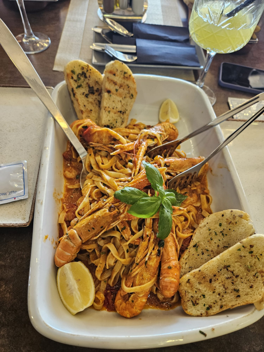 FOTO Posjetite Restoran Šarm, idealno mjesto za svako doba dana! 