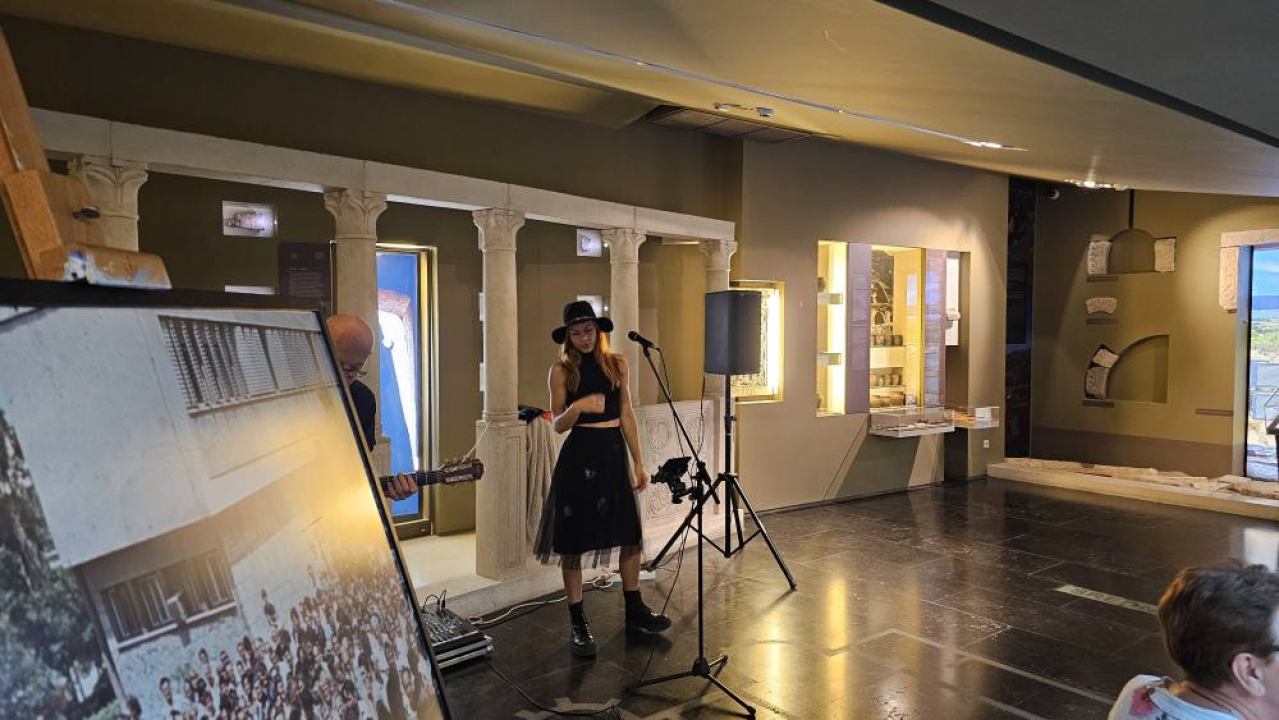 Predstavljana torbica 'Šibenka'