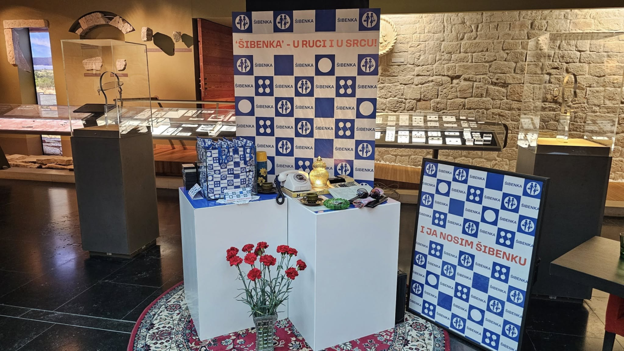 Predstavljana torbica 'Šibenka'