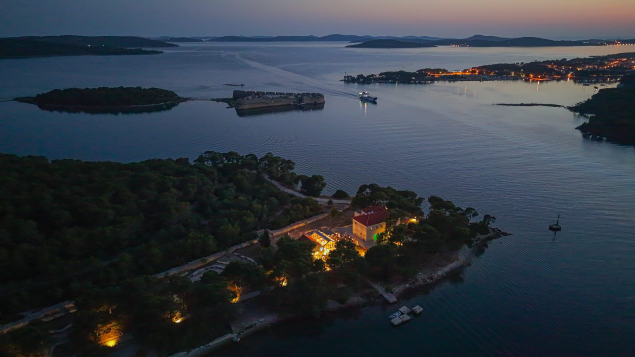 FOTO Ne propustite sjajnu glazbenu večer uz more: Duo Fenix u Naturi!