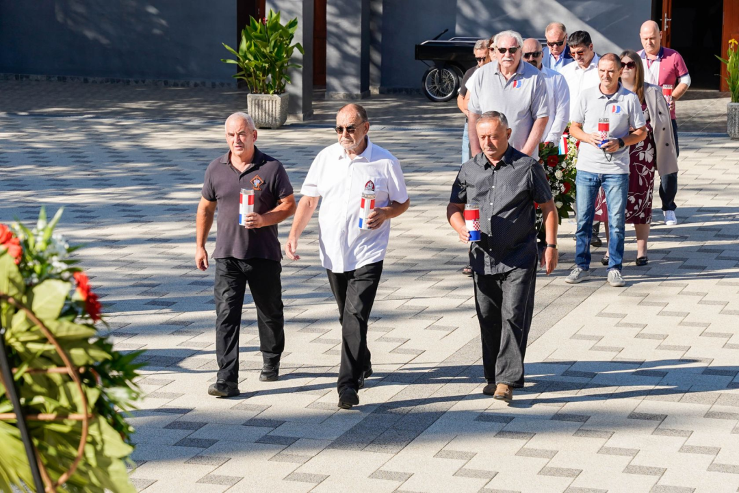 Povodom Dana Grada i blagdana sv. Mihovila na Kvanju položeni vijenci 