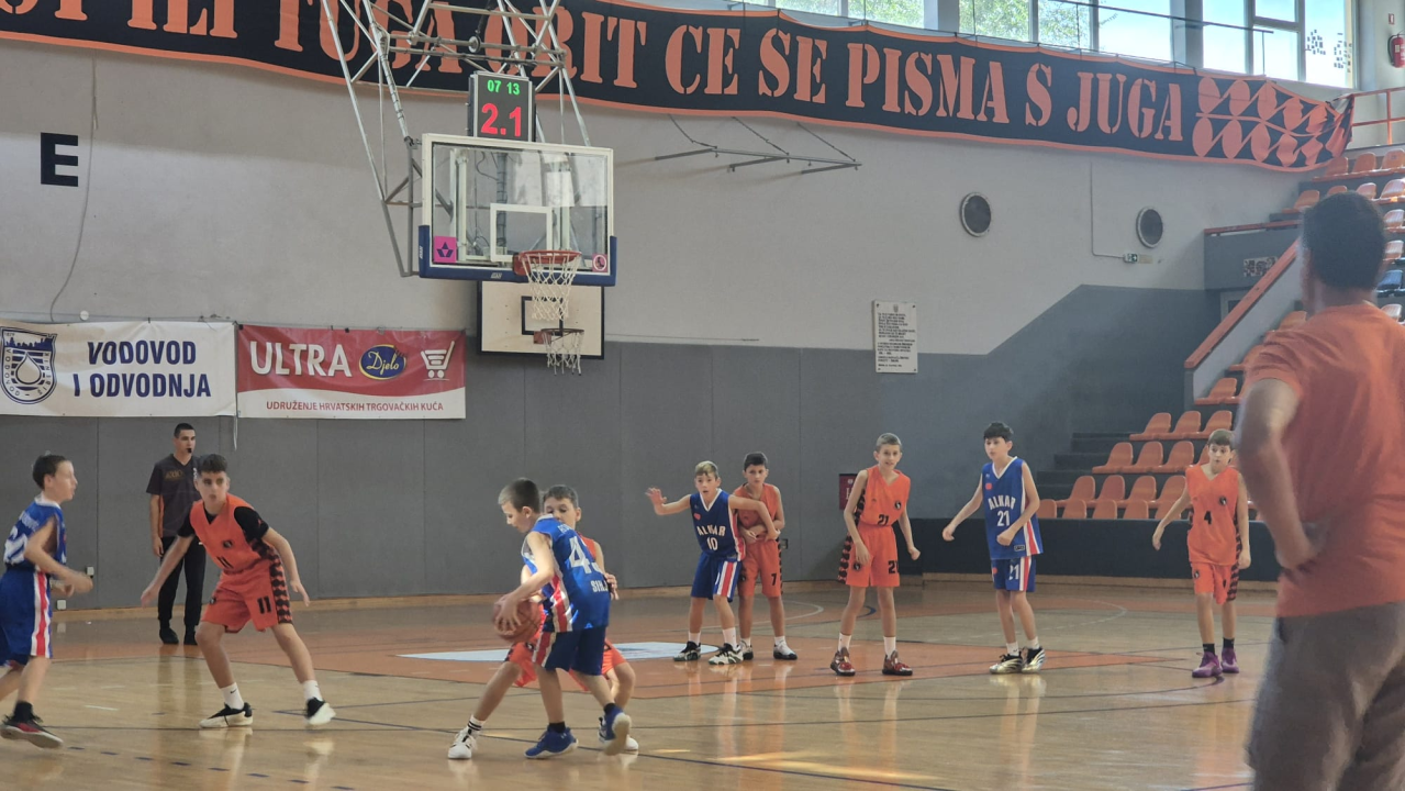 FOTO Dječaci iz OKK Dražen Petrović uvjerljivi pobjednici turnira 'Gradu na dar'