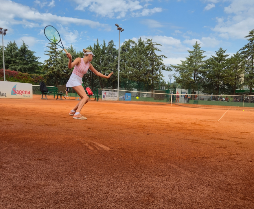 FOTO Počele kvalifikacije teniskog turnira 'W15 Šibenik Open': Za koji dan u akciji Konjuh i Šibenčanka Bumbak