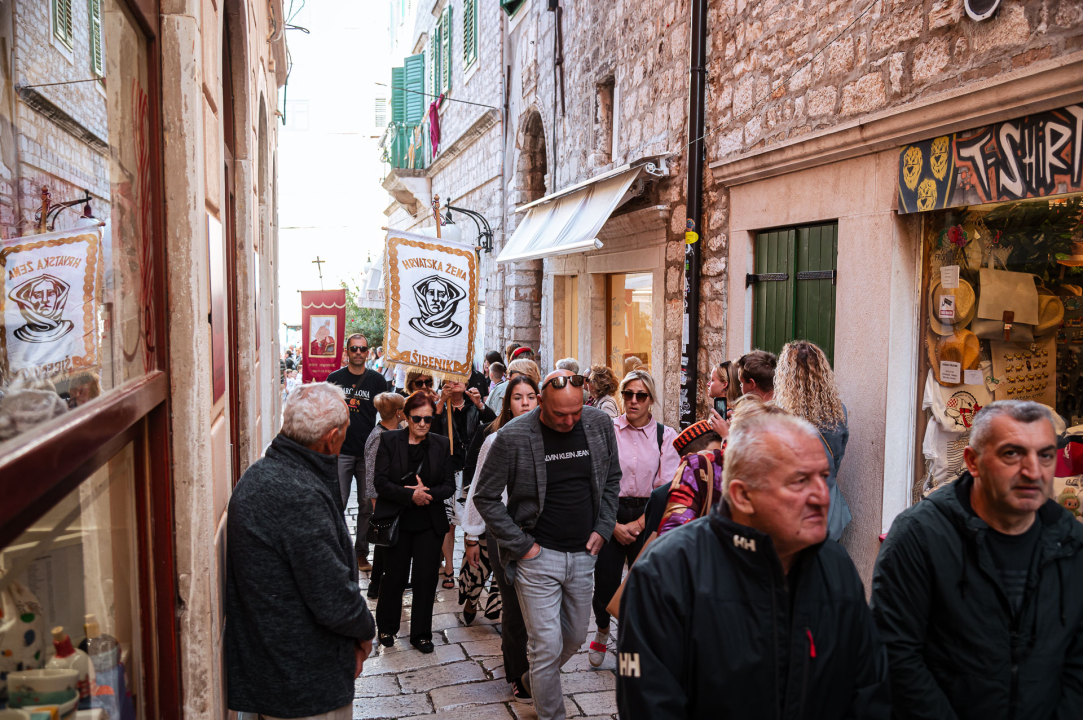 FOTO Održana svečana procesija i sveta misa u povodu blagdana sv. Mihovila