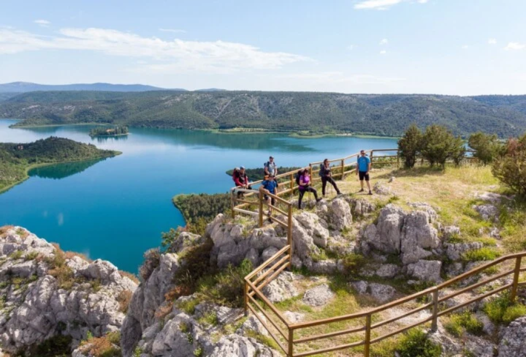 Rogovo – skriveni vidikovac Krke s pogledom koji oduzima dah