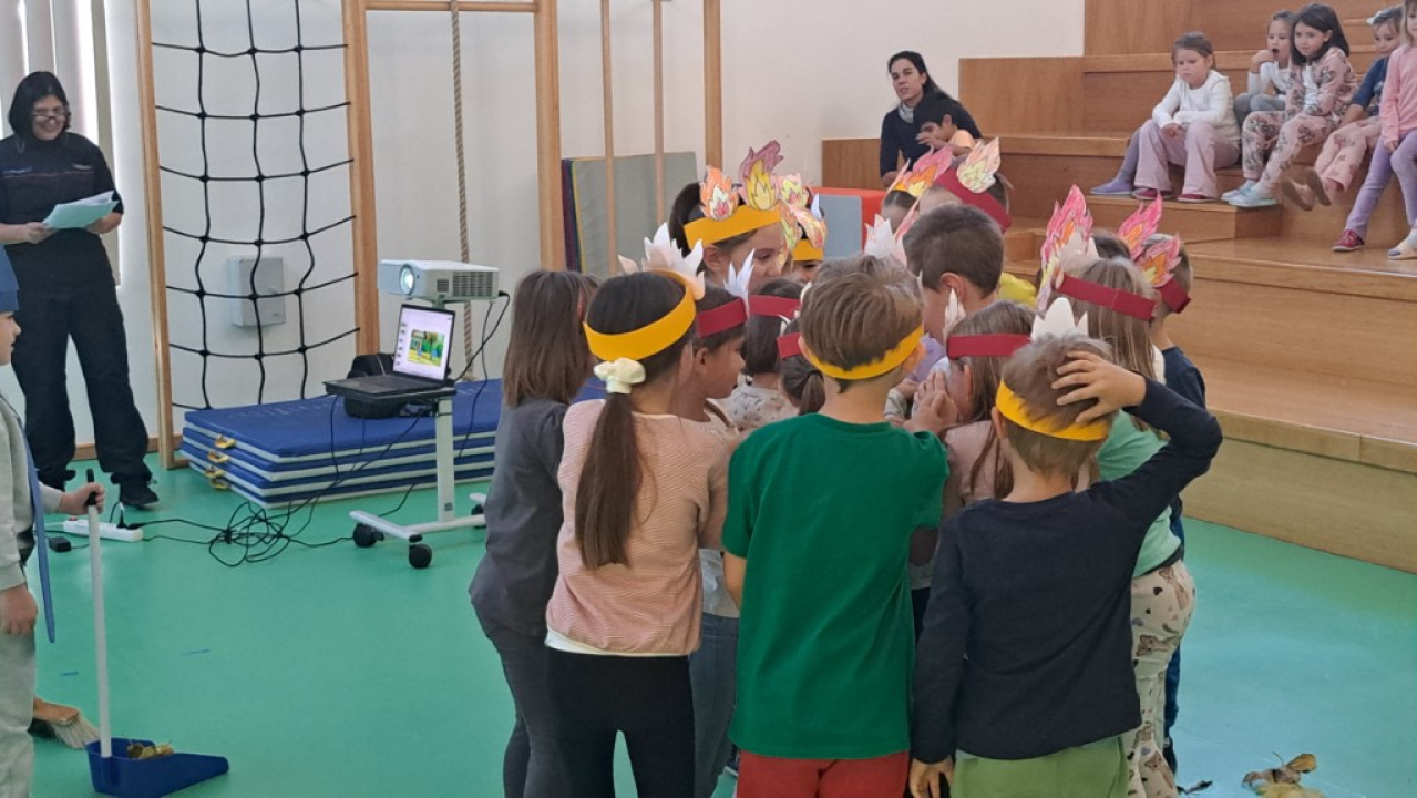 Štitko i Štitka mališane iz Vodica učili o samozaštiti