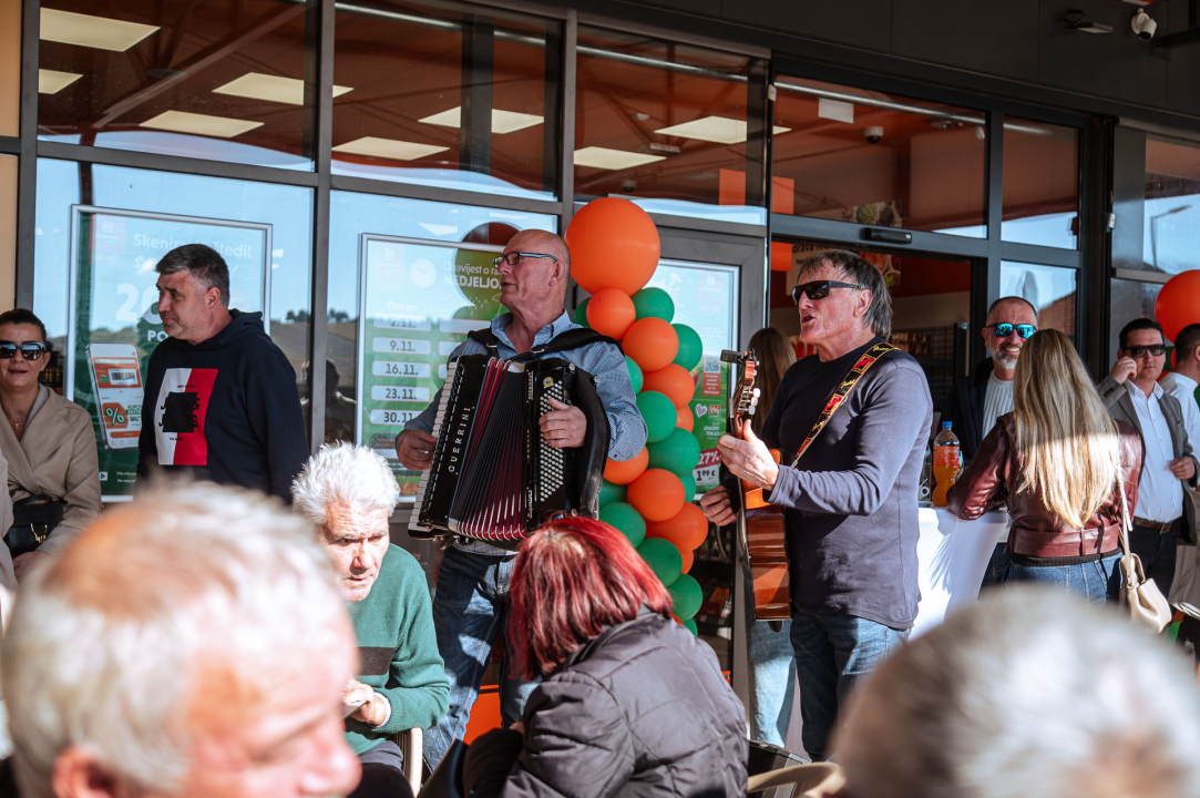 FOTO LUG Shopping Center otvorio svoja vrata: Dostupni i prostori za najam!