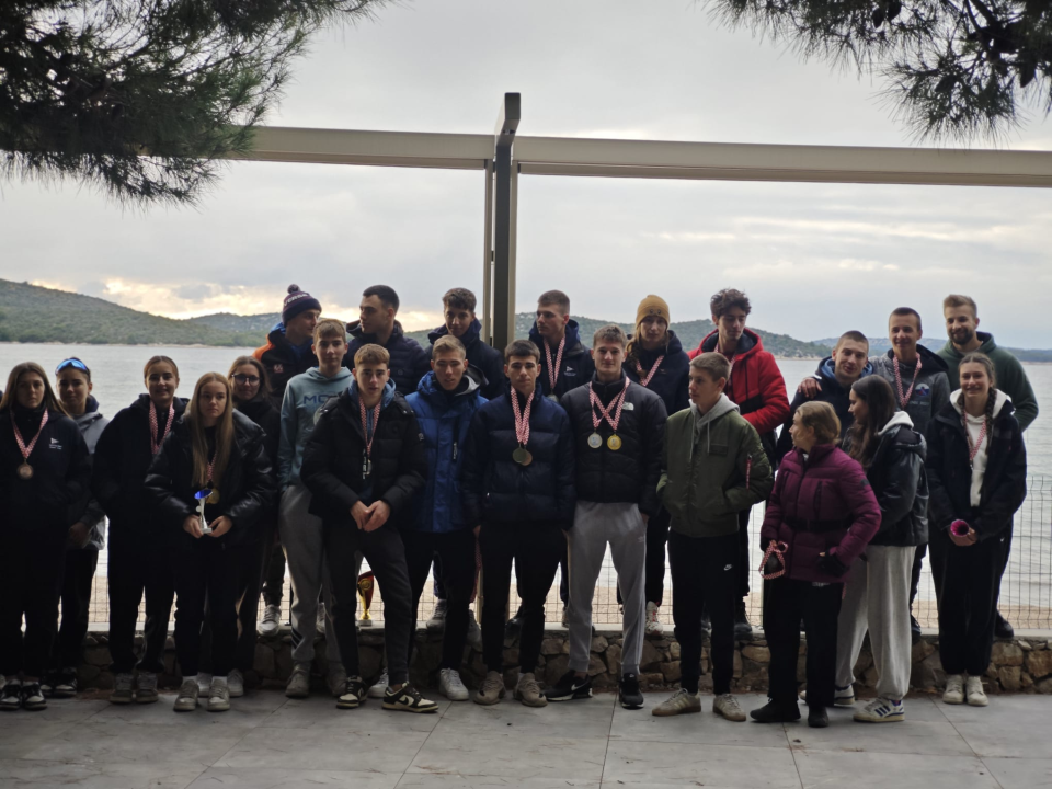 Državno prvenstvo u klasi 420 i 49er održano protekli vikend u Šibeniku