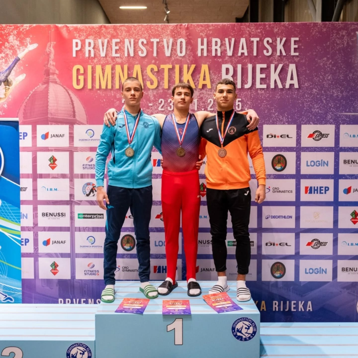FOTO Šibenski gimnastičar Roko Zorić treći na Prvenstvu Hrvatske u višeboju