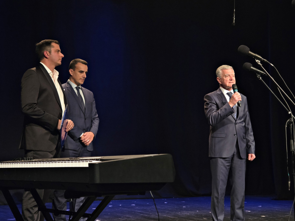 Održan 28. humanitarni koncert 'Zdravo, o zvijezdo mora'. Prihod namijenjen Udruzi Kamenčići 