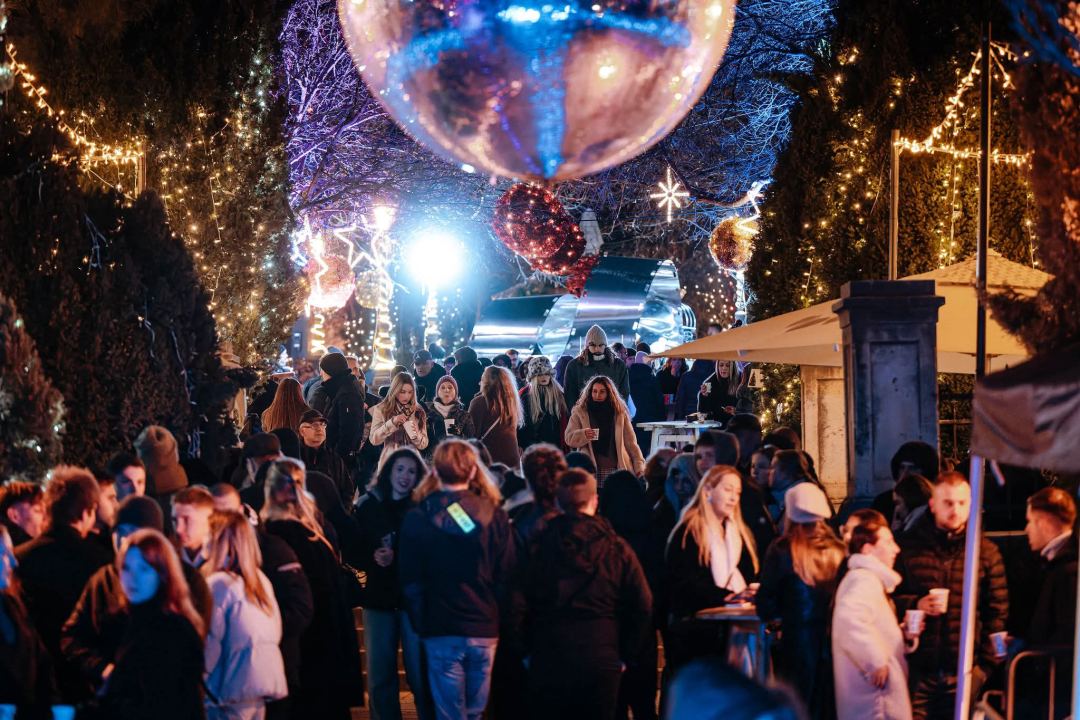 Daleka obala ispunila park: Šibenik plesao uz Deana, Zokija i Jadrana