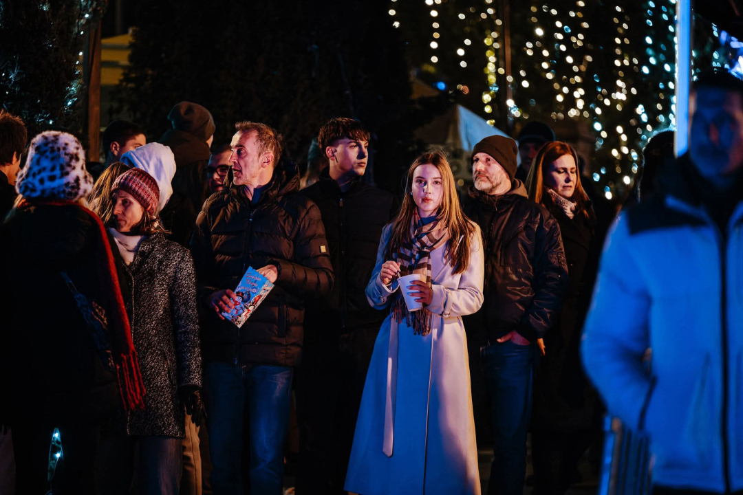 Daleka obala ispunila park: Šibenik plesao uz Deana, Zokija i Jadrana