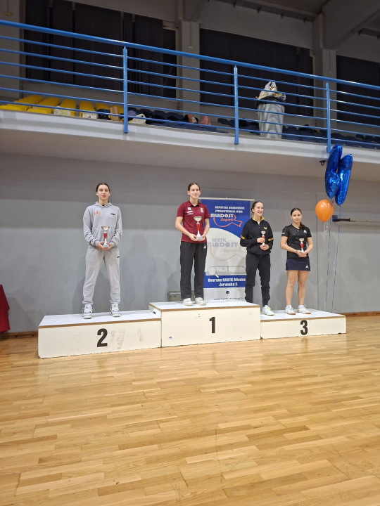 FOTO Odličan nastup stolnotenisačica Šibenika u Dugom Selu