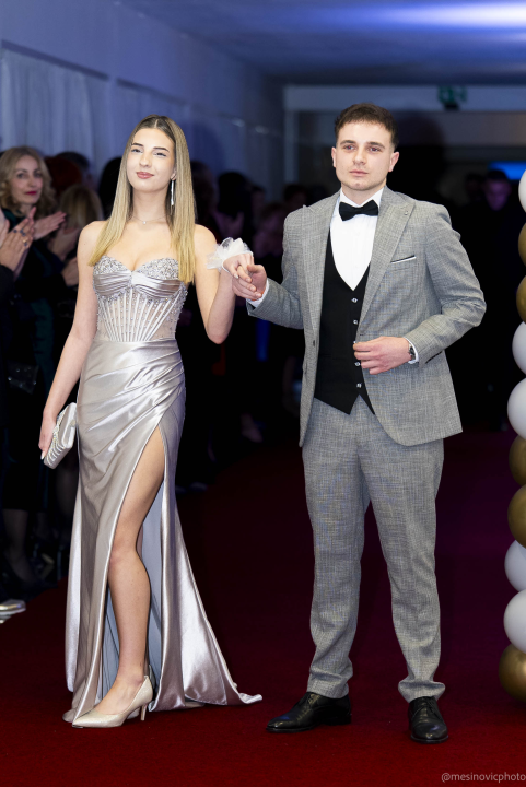 Zavirite na maturalni ples Gimnazije Antuna Vrančića (1)