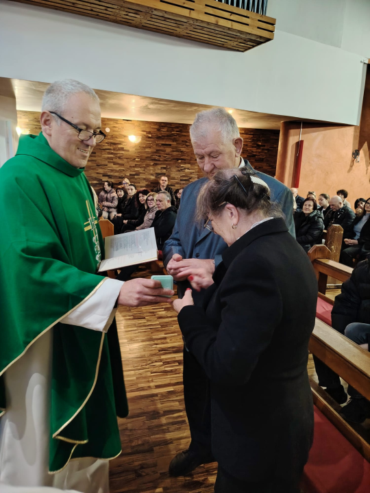 Divna i Branko Višić uz obnovu zavjeta proslavili 50 godina braka