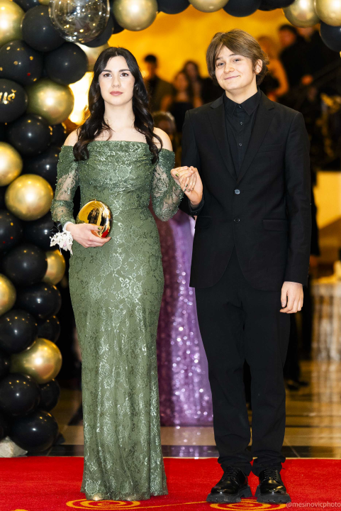 FOTOGALERIJA Maturalni ples šibenske Turističko-ugostiteljske škole (2)